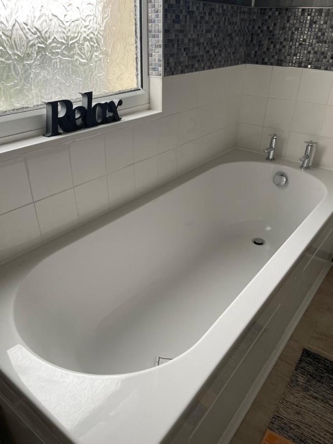 Bentley Place Crewe Extérieur photo